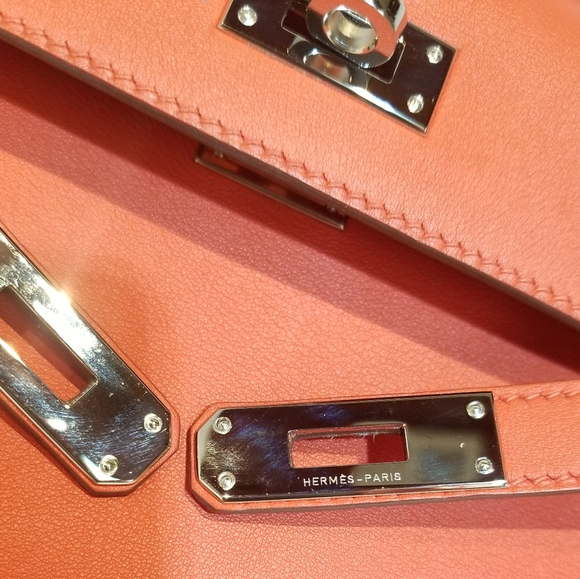 100% Authentic RED Hermes Kelly Cut Clutch Bag - Picture 5 of 16